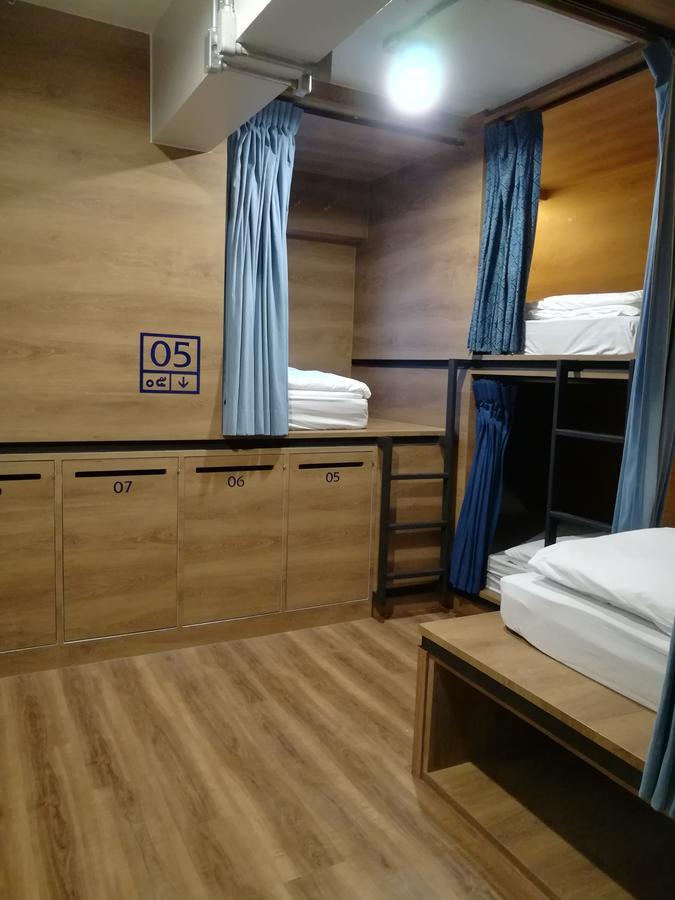 Natee Hostel Bangkok Extérieur photo