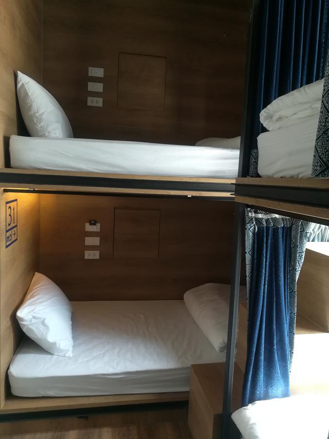 Natee Hostel Bangkok Extérieur photo