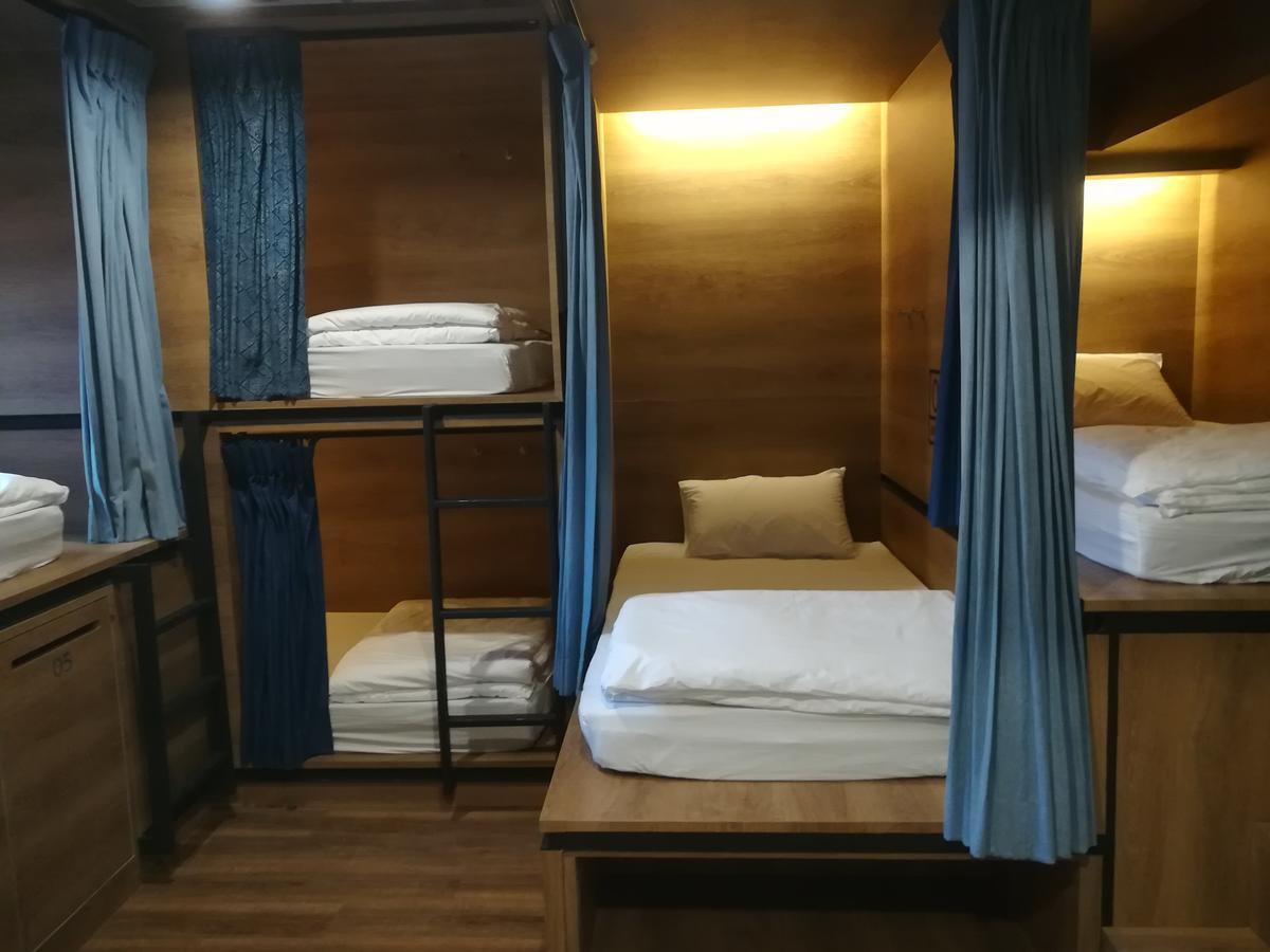 Natee Hostel Bangkok Extérieur photo