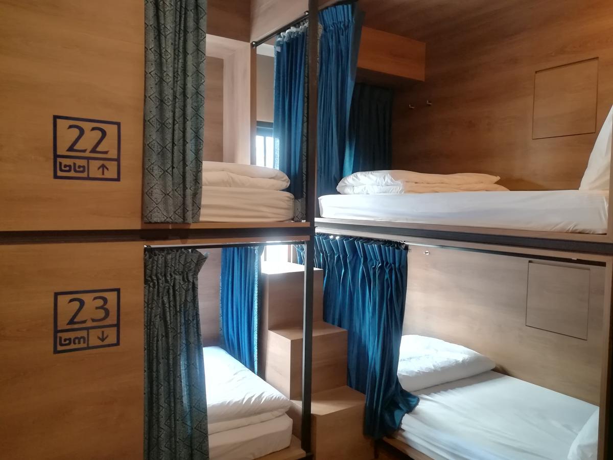 Natee Hostel Bangkok Extérieur photo