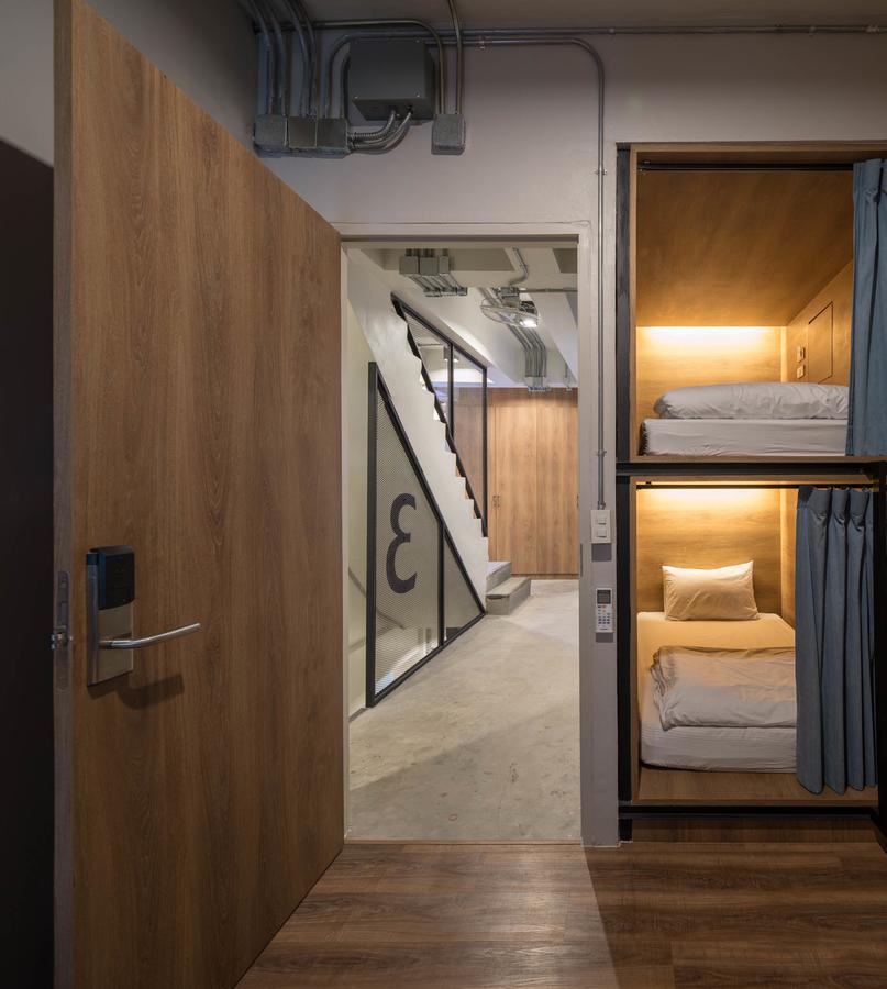 Natee Hostel Bangkok Extérieur photo